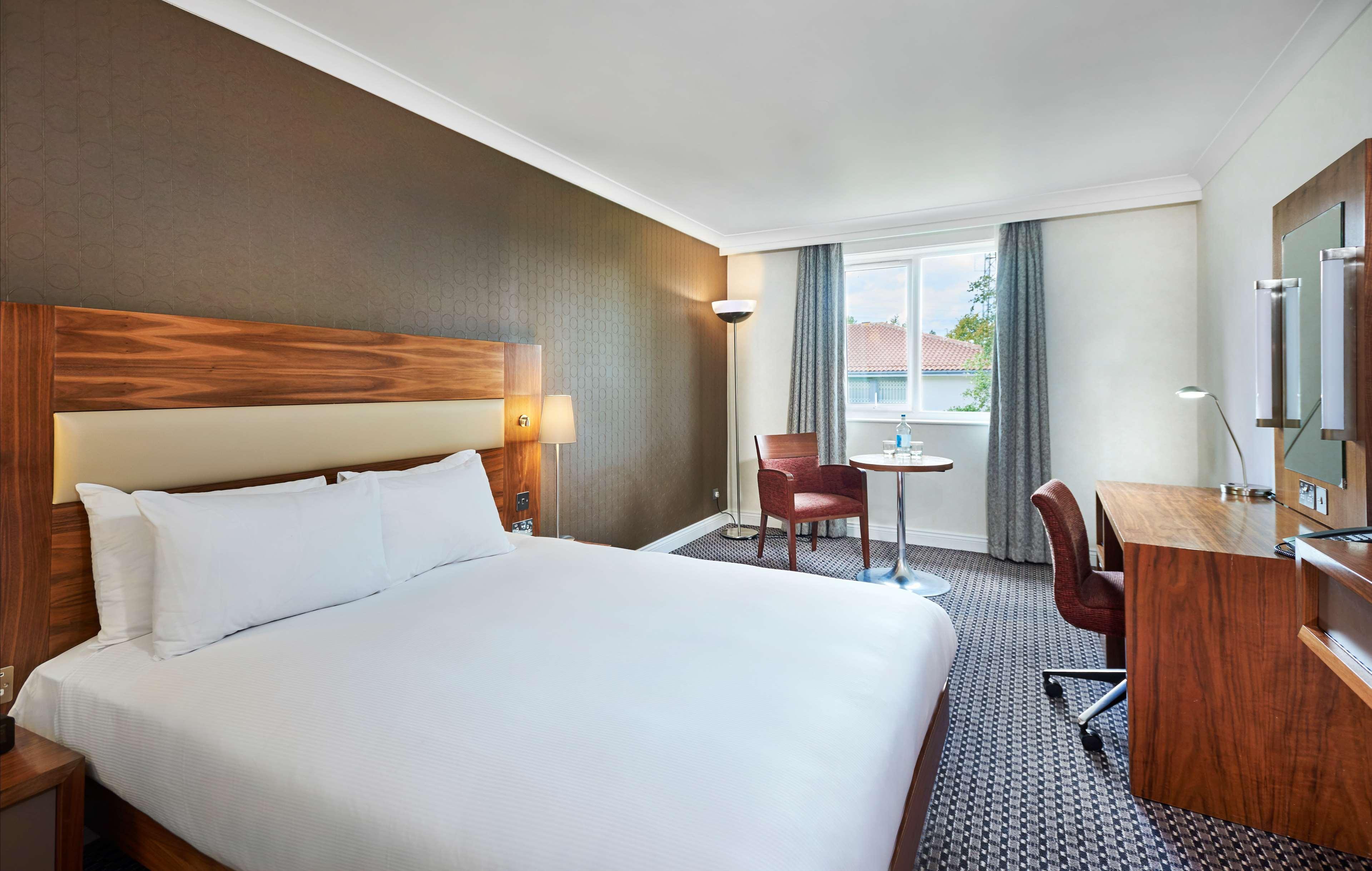 ดับเบิลทรี บาย ฮิลตัน โฮเต็ล บริสทอล นอร์ท Hotel อัลมอนด์สเบอรี ห้อง รูปภาพ