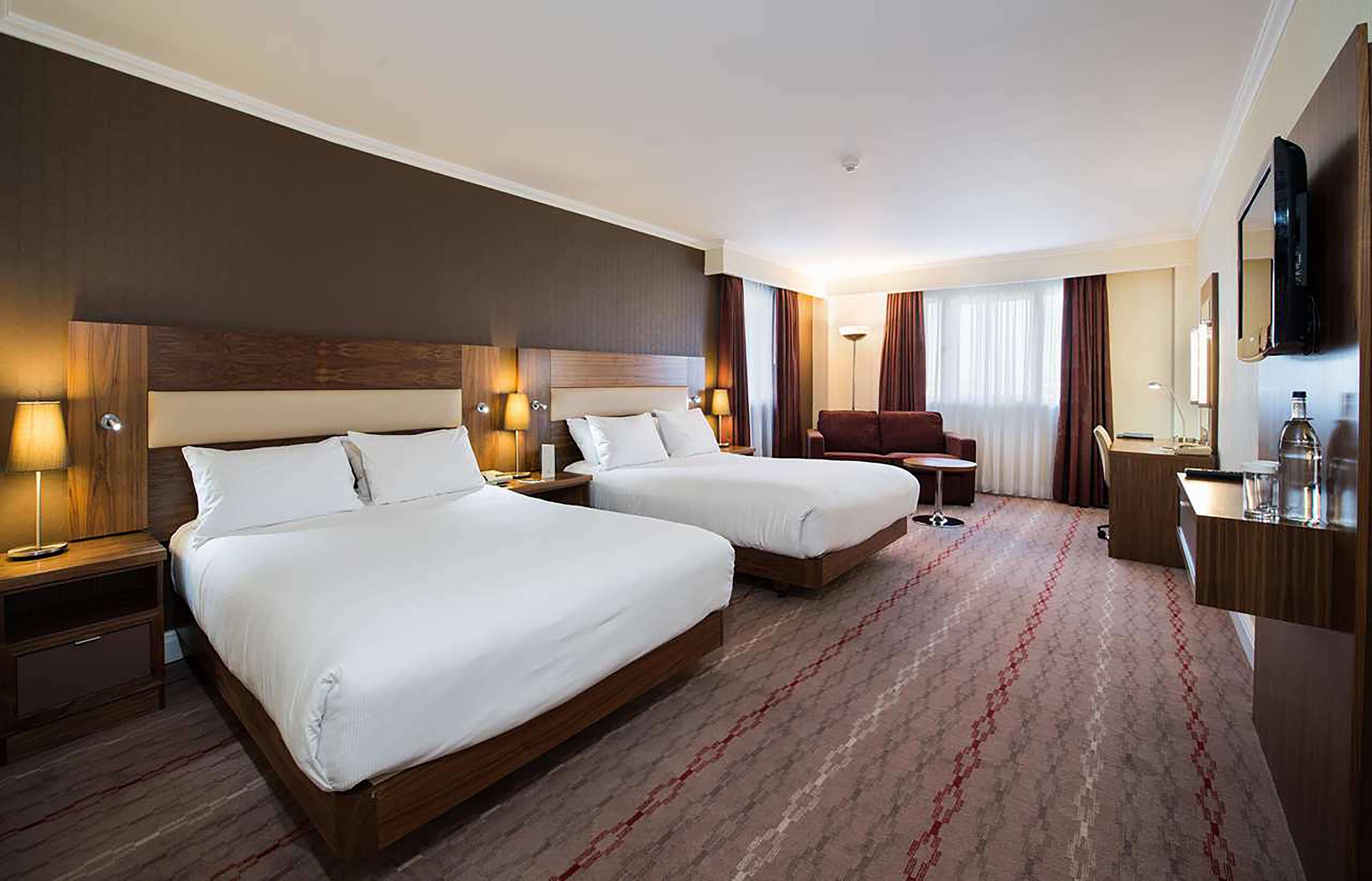 ดับเบิลทรี บาย ฮิลตัน โฮเต็ล บริสทอล นอร์ท Hotel อัลมอนด์สเบอรี ห้อง รูปภาพ