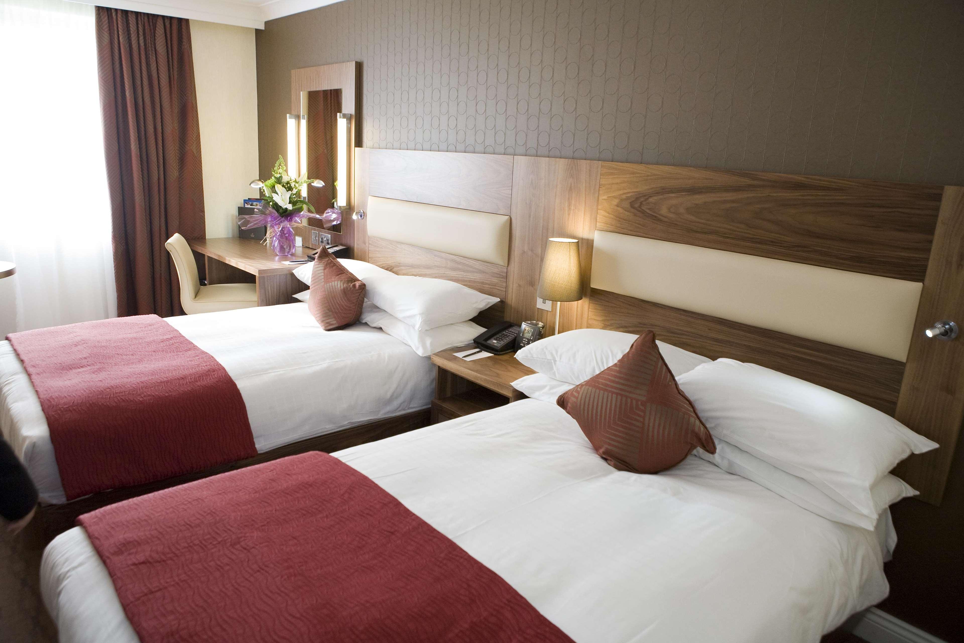 ดับเบิลทรี บาย ฮิลตัน โฮเต็ล บริสทอล นอร์ท Hotel อัลมอนด์สเบอรี ภายนอก รูปภาพ
