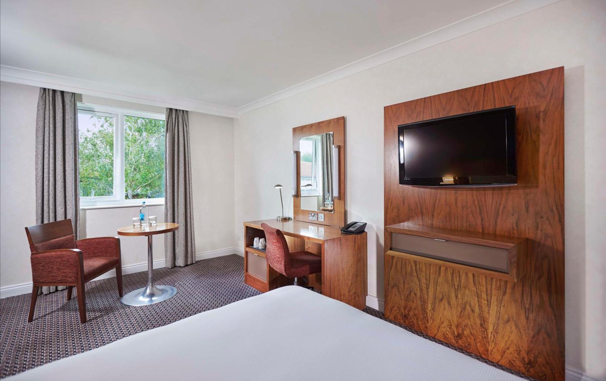 ดับเบิลทรี บาย ฮิลตัน โฮเต็ล บริสทอล นอร์ท Hotel อัลมอนด์สเบอรี ภายนอก รูปภาพ