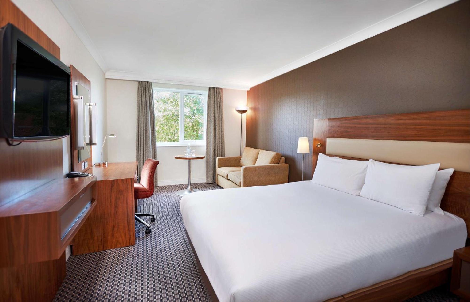 ดับเบิลทรี บาย ฮิลตัน โฮเต็ล บริสทอล นอร์ท Hotel อัลมอนด์สเบอรี ภายนอก รูปภาพ