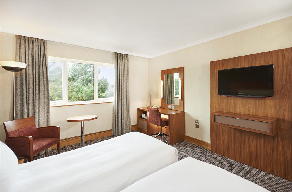 ดับเบิลทรี บาย ฮิลตัน โฮเต็ล บริสทอล นอร์ท Hotel อัลมอนด์สเบอรี ภายนอก รูปภาพ